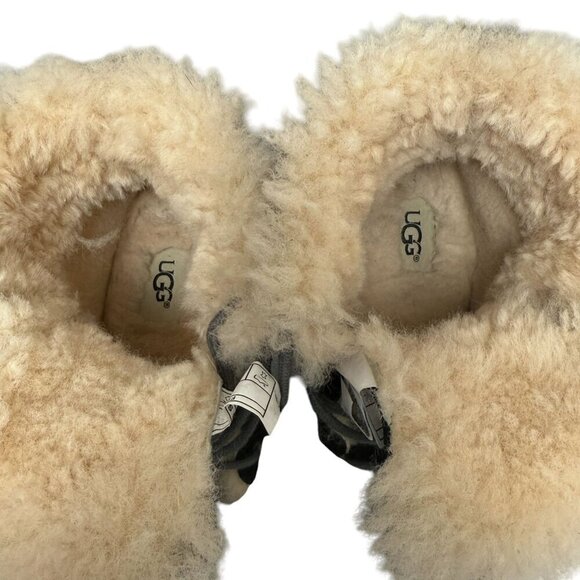 UGG Boots Size 6 Black Suede Leather Chickaree Mocassins Shearling Laceup Bootie - Picture 12 of 14